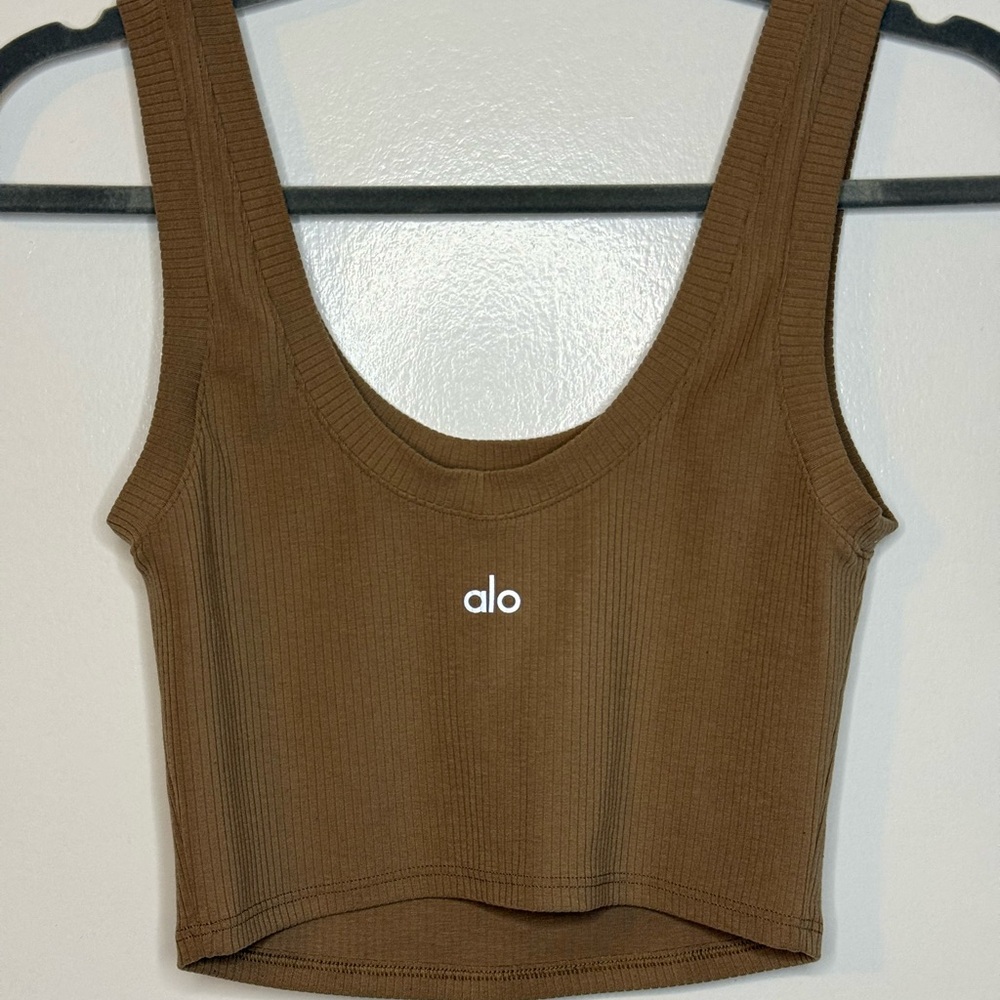 *SOLD* ALO Yoga Women's Ribbed Tank / Brown / Size XS